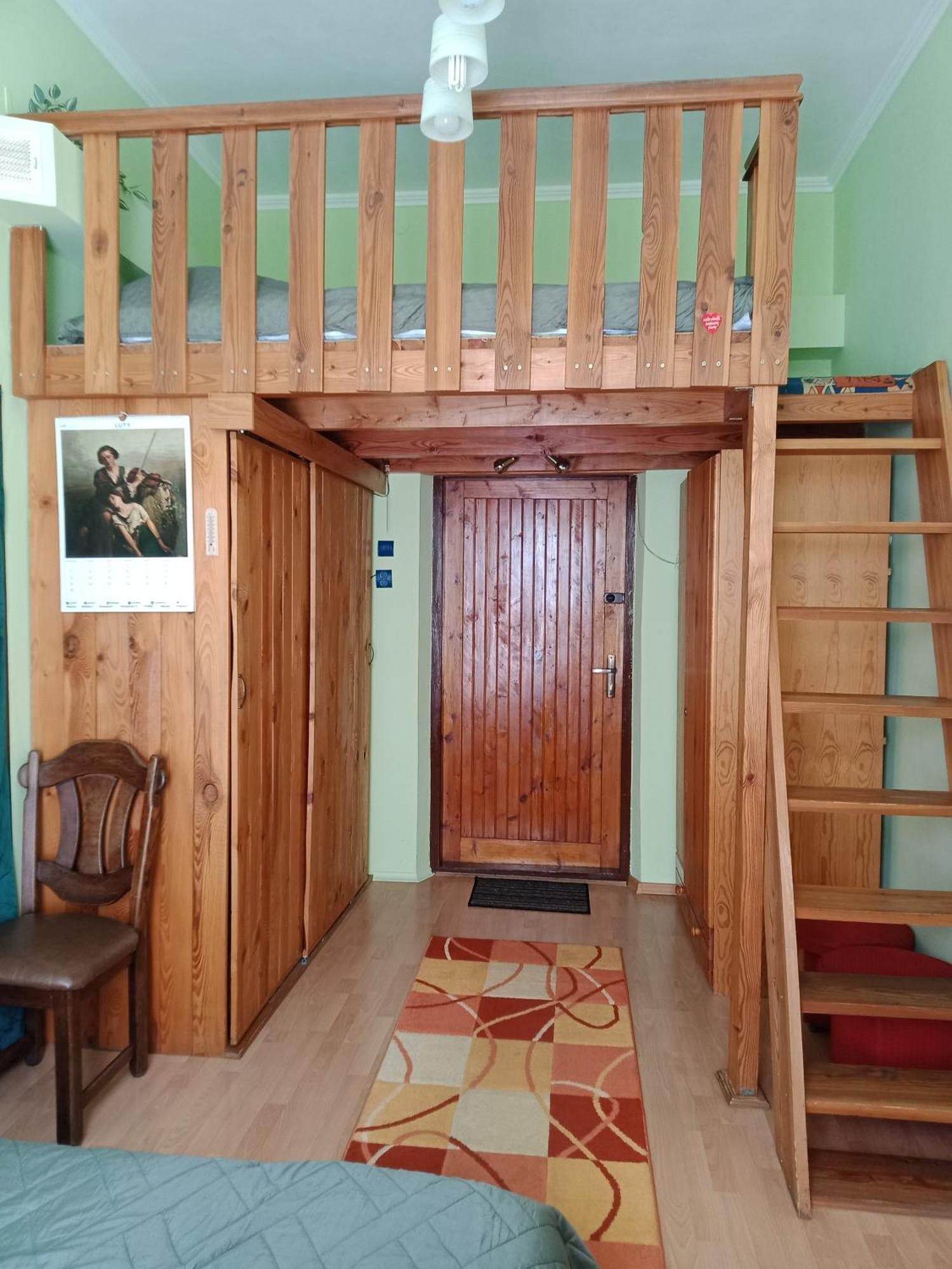 Apartament Kolo Dworcu Przemysl Ngoại thất bức ảnh